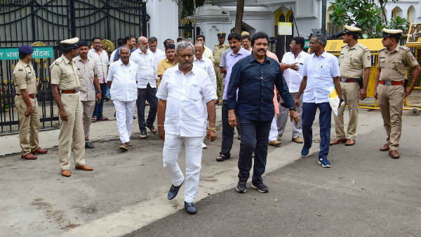 ಯಾರ ಕೈವಾಡ?