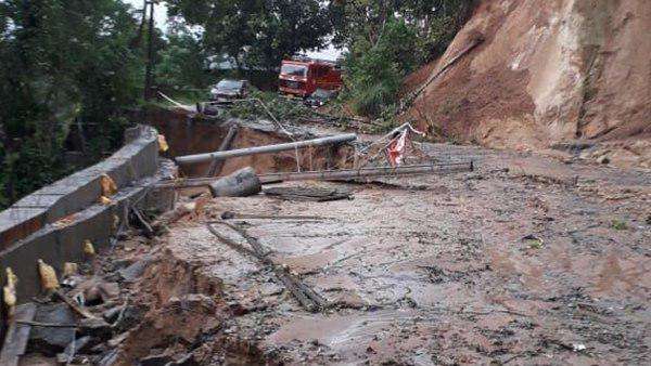 Kerala Flood: Death Toll Rise; Normal Life Hits Very Badly In Most of The Districts