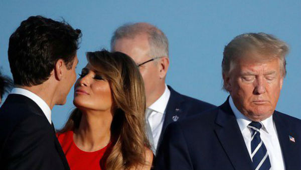 Malania Trump Kissing Justin Trudeau infront of Donald Trump, Photo Goes Viral Malania Trump Kissing Justin Trudeau infront of Donald Trump, Photo Goes Viral