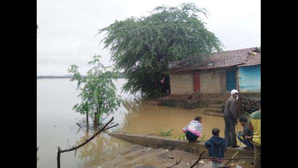 1 ಟನ್‌ಗಿಂತ ಹೆಚ್ಚಿನ ಪರಿಹಾರ ಸಾಮಗ್ರಿ