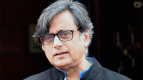 ತರೂರ್ ಮೇಲೆ ಎರಡು ಪ್ರಕರಣ