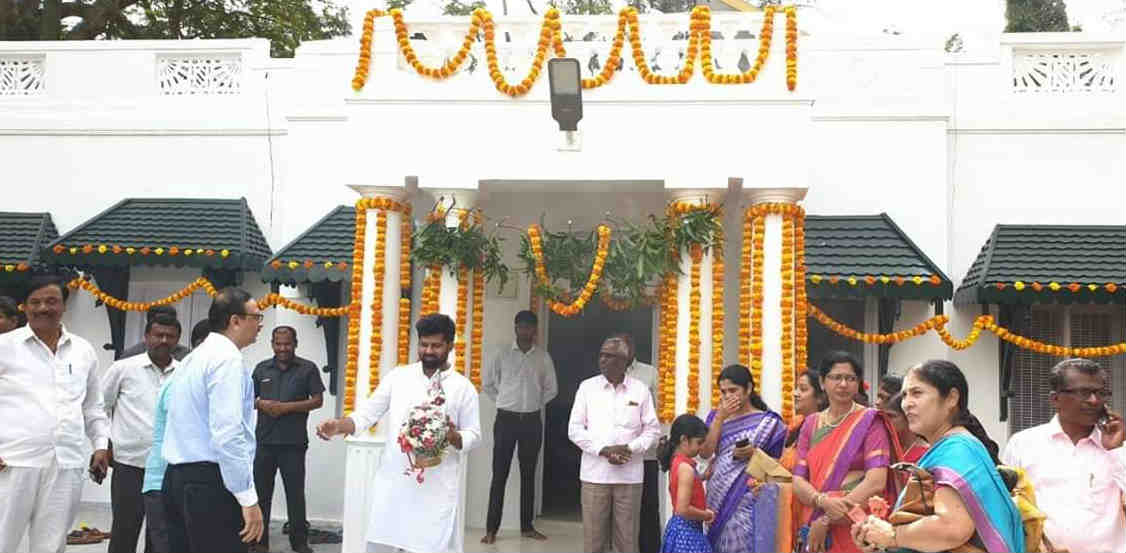 MP Pratap simha started new office to interact with people