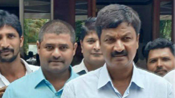 ರಮೇಶ್ ಜಾರಕಿಹೊಳಿಯನ್ನು ಉಪಮುಖ್ಯಮಂತ್ರಿ ಮಾಡಲು ಹೊರಟಿದ್ದಾರೆ 