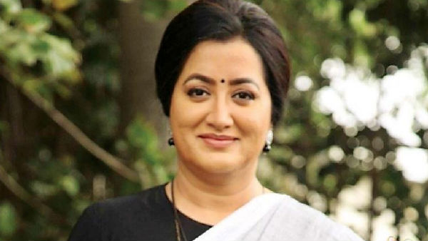 Unknown Create Fake FB In The Name Of MP Sumalatha