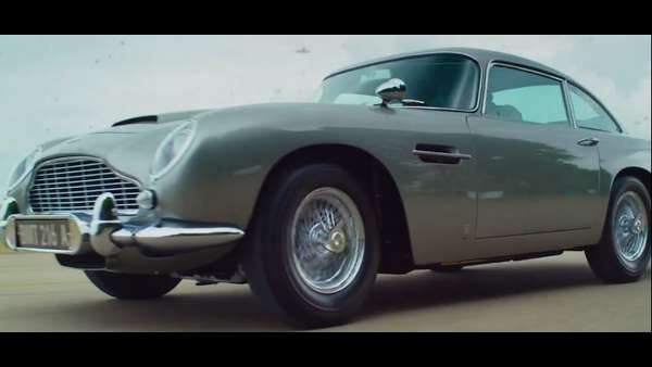 ಗೋಲ್ಡ್‌ಫಿಂಗರ್ ಮತ್ತು ಥಂಡರ್‌ಬಾಲ್ ಸಿನಿಮಾಕ್ಕಾಗಿ ನಿರ್ಮಾಣ