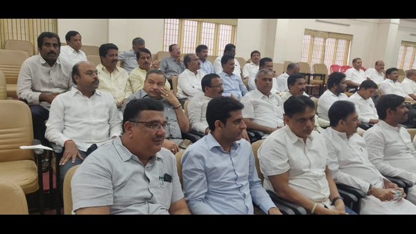 7 ಕ್ಕೂ ಹೆಚ್ಚು ಜಿಲ್ಲೆಗಳು ಬರದಿಂದ ಕಂಗೆಟ್ಟಿವೆ: ಸಿದ್ದರಾಮಯ್ಯ