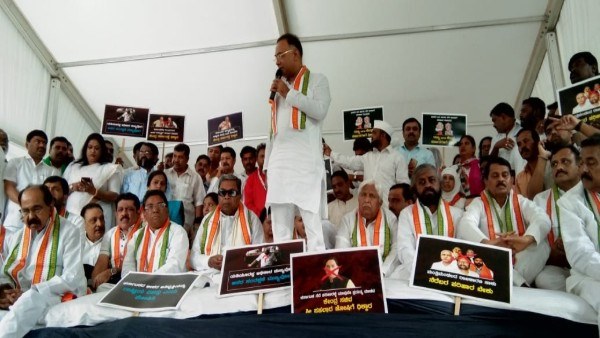 ಹಲವು ಮುಖಂಡರು ಪ್ರತಿಭಟನೆಯಲ್ಲಿ ಭಾಗಿ