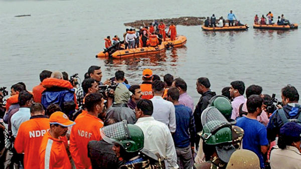 ಪರವಾನಗಿ ಇಲ್ಲದ ದೋಣಿ! ಪರವಾನಗಿ ಇಲ್ಲದ ದೋಣಿ!