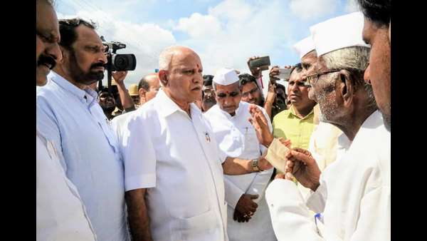 ಅಂಗಡಿ-ಮುಂಗಟ್ಟು ಮಾಲೀಕರಿಗೆ ಹಣ: ಯಡಿಯೂರಪ್ಪ