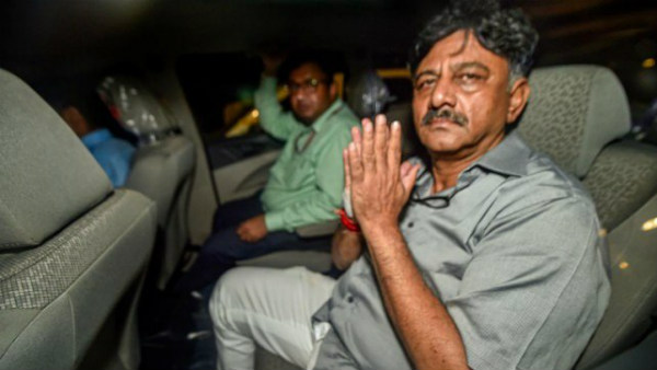  ವರ್ಚಸ್ವೀ ನಾಯಕ 'ಡಿಕೆಶಿ'ಯನ್ನು ಕೆಲವೇ ಜಿಲ್ಲೆಗಳಿಗೆ ಸೀಮಿತಗೊಳಿಸಿದ ಒಕ್ಕಲಿಗರ ಪ್ರತಿಭಟನೆ!