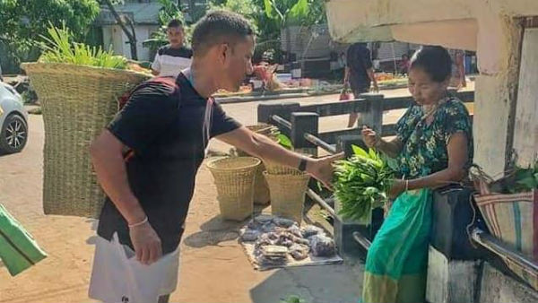 IAS Officer Ram Singh Walks 10 KM To Buy Vegetables 