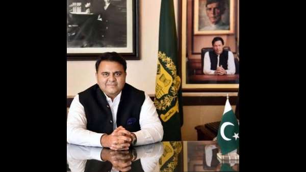 ಬಡರಾಷ್ಟ್ರ ಭಾರತದ 900 ಕೋಟಿ ವೇಸ್ಟ್ ಮಾಡಿದ್ದಕ್ಕಾಗಿ ಪ್ರಶ್ನೆ ಕೇಳಬೇಕು 