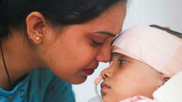 Drishti Is Slowly Losing Her Eyesight; Please Help For Treatment! Drishti Is Slowly Losing Her Eyesight; Please Help For Treatment!