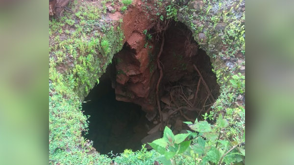 ರಸ್ತೆ ಕಾಮಗಾರಿ ನೆಪದಲ್ಲಿ ಕೋಟಿ ಕೋಟಿ ಹಣ ಗುಳುಂ ಸ್ವಾಹ! ರಸ್ತೆ ಕಾಮಗಾರಿ ನೆಪದಲ್ಲಿ ಕೋಟಿ ಕೋಟಿ ಹಣ ಗುಳುಂ ಸ್ವಾಹ!