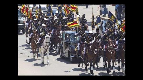 100 ವರ್ಷ ವಯಸ್ಸಿನ ತನಕ ಆಡಳಿತದ ಆಸೆ 