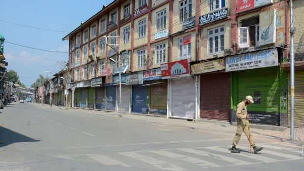 ವಕೀಲರ ಮುಷ್ಕರದಲ್ಲಿ ಬಡವಾದ ಜನರು!