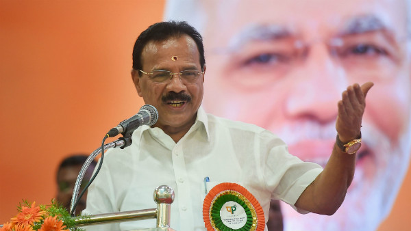  ಡಿ. ವಿ. ಸದಾನಂದ ಗೌಡ, ಕೇಂದ್ರ ಸಚಿವ