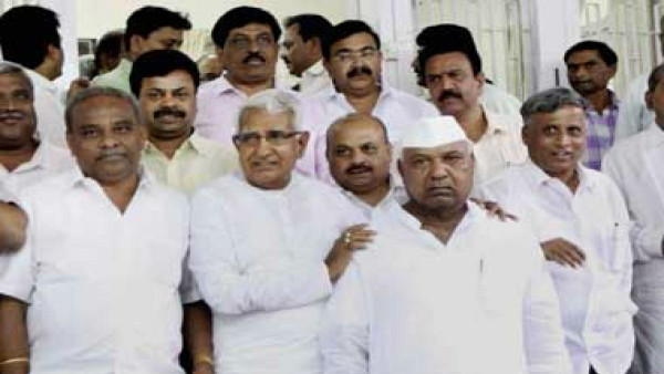 ಆಪ್ತವಲಯಕ್ಕೆ ಮಾತ್ರ ಯಡಿಯೂರಪ್ಪ ಮಣೆ ಹಾಕುತ್ತಾರೆ ಎನ್ನುವ ಅಪವಾದ 