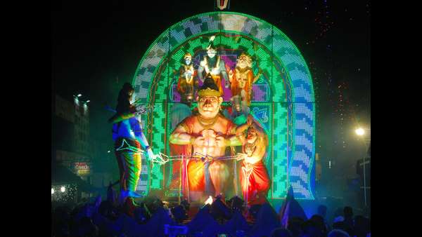  ದಶಮಂಟಪಗಳ ದಸರಾ ಮೆರುಗು