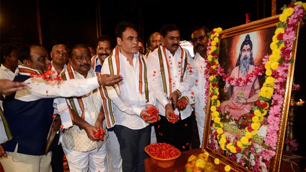 ನಮ್ಮ ಅಂದವನ್ನು ಹೆಚ್ಚಿಸುವ ಸವಿತಾ ಸಮಾಜ