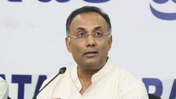 ಒದೊಂದು ರೀತಿ ಮಾತನಾಡುತ್ತಾರೆ