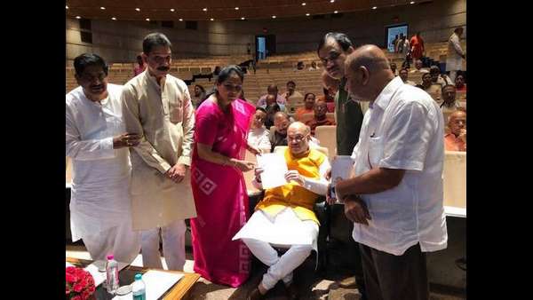 ಮೋದಿ ಮರ್ಜಿಯಲ್ಲಿ ಬದುಕುತ್ತಿರುವ ಬಿಜೆಪಿ ಸಂಸದರು