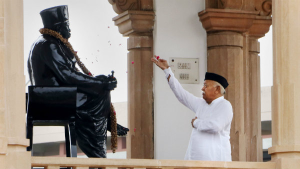 ಒಂದು ಪುಸ್ತಕದಲ್ಲಿ ವಿವರಿಸಲಾಗದು ಒಂದು ಪುಸ್ತಕದಲ್ಲಿ ವಿವರಿಸಲಾಗದು