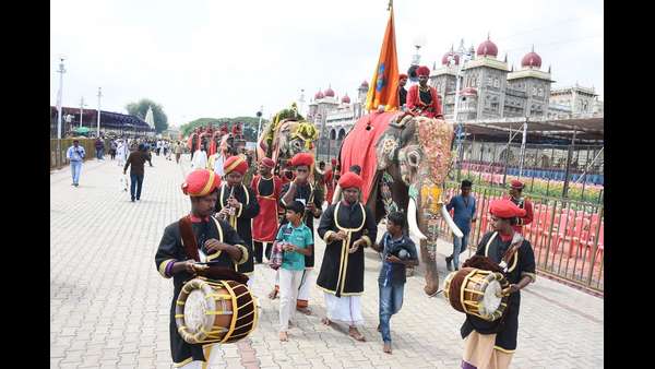 Different Tableau And Traditional Dance In Mysuru Dasara