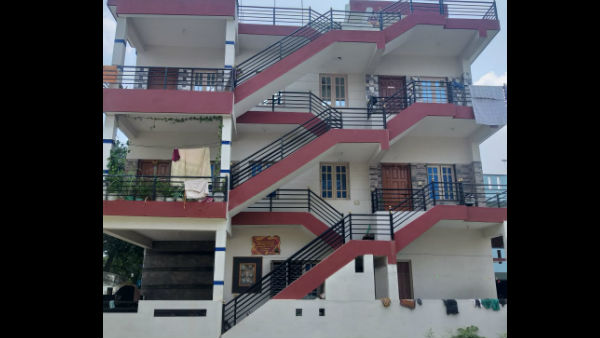 ಚನ್ನಪಟ್ಟಣದಲ್ಲಿ ಮನೆ, ಬೆಂಗಳೂರಲ್ಲಿ ಸೈಟು