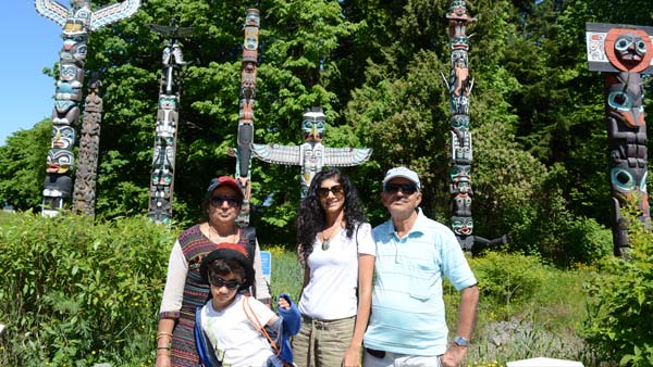 ಡಗ್ಲಸ್ ಫಿರ್ ಮರಗಳ ಮೇಲೆ 7 ಕಾಲು ಸೇತುವೆ 