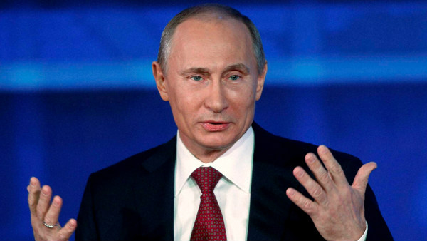 Release last group of belugas into wild from ‘whale jail’