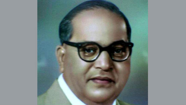  ಆದರ್ಶ ಬದುಕು ಅಳವಡಿಸಿಕೊಳ್ಳಬೇಕು