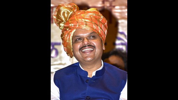 ಫಡ್ನವಿಸ್ ರಾಜಕೀಯ ಬದುಕು