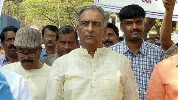 ಬಸವರಾಜ ಹೊರಟ್ಟಿ ಸೇರಿದಂತೆ, ಜೆಡಿಎಸ್ಸಿನ ಎಂಎಲ್ಸಿಗಳು 
