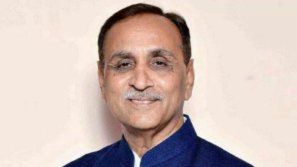 ಹಳೆಯ ವಿಮಾನದಲ್ಲಿ ಪ್ರಯಾಣ