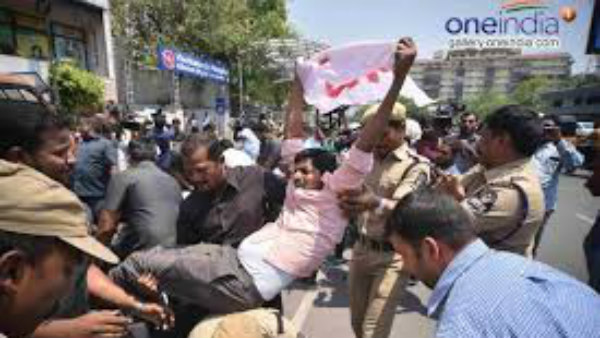 ಕಾಂಗ್ರೆಸ್ ಸರ್ಕಾರದ ವಿರೋಧ