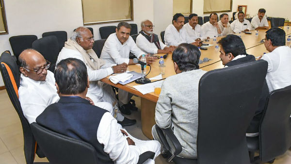 ಸರ್ಕಾರ ರಚನೆಗೆ ಮುಂದಾಗಲು ಅವಕಾಶ ಸರ್ಕಾರ ರಚನೆಗೆ ಮುಂದಾಗಲು ಅವಕಾಶ