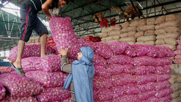 ಶೇ 25 ರಷ್ಟು ಈರುಳ್ಳಿ ನಷ್ಟ 