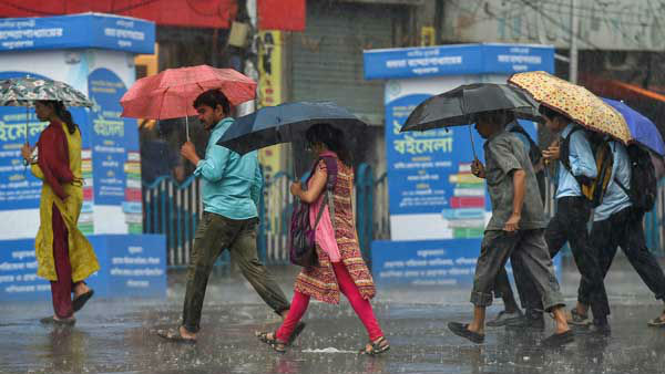 ಮುಂದಿನ ಆರು ತಾಸುಗಳಲ್ಲಿ ಭಾರಿ ಮಳೆ 