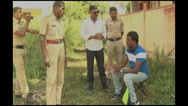 Sydney Youth Protesting Infront Of Lover House In Hubballi