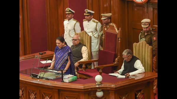 ನಾನಾವತಿ ಸಮಿತಿ ನೀಡಿದ ವರದಿ ಬಗ್ಗೆ ಪ್ರಸ್ತಾಪ 