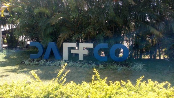  ಬಾಗಿಲು ಎಳೆದುಕೊಂಡ ಡ್ಯಾಫ್ಕೊ