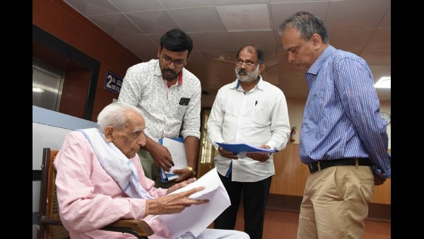 ಕೆಳದ ತಿಂಗಳಷ್ಟೇ ಒಡೆದಿದ್ದ ಹುಳಿಮಾವು ಕೆರೆ 