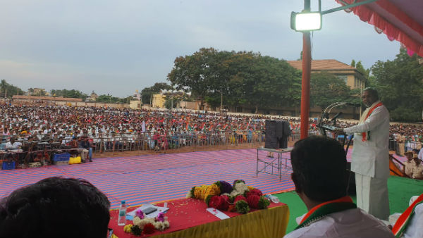 ಸಿದ್ದರಾಮಯ್ಯ ವಾಕ್ ಪ್ರಹಾರ 