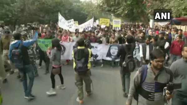 ಕೊನೆಗೂ ವಿದ್ಯಾರ್ಥಿಗಳ ಪ್ರತಿಭಟನೆಗೆ ಖಾಕಿ ಅನುಮತಿ 