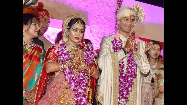 ಹೊಡೆದು, ಹೊರಹಾಕಿದರು