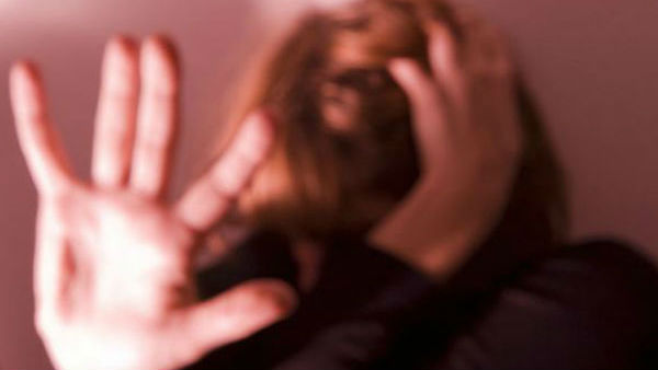 ಆತ್ಮರಕ್ಷಣೆ ಗೆ ಹುಡುಗಿಯರು ಏನು ಮಾಡುತ್ತಿದ್ದಾರೆ?