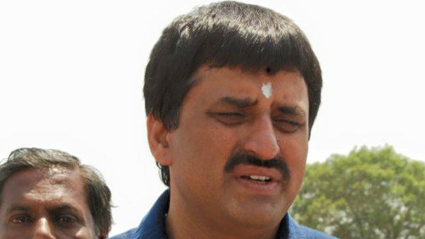 ಸಚಿವ ಸ್ಥಾನ ಪಡೆಯಲು ಯೋಗೇಶ್ವರ್ ಕಸರತ್ತು 