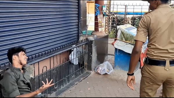 ವಿವಿಧ ಘಟನಾವಳಿಗಳನ್ನು ಒಟ್ಟು ಮಾಡಿದ ವಿಡಿಯೋ ವಿವಿಧ ಘಟನಾವಳಿಗಳನ್ನು ಒಟ್ಟು ಮಾಡಿದ ವಿಡಿಯೋ