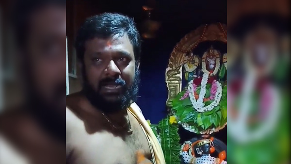 ದೇಗುಲದ ಅರ್ಚಕರ ಕಣ್ಣೀರು ದೇಗುಲದ ಅರ್ಚಕರ ಕಣ್ಣೀರು